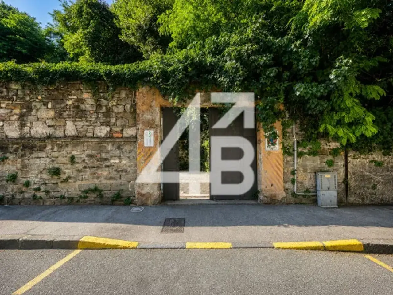 Magazzino in Via della Tesa 49, Trieste, {3} - Foto 2
