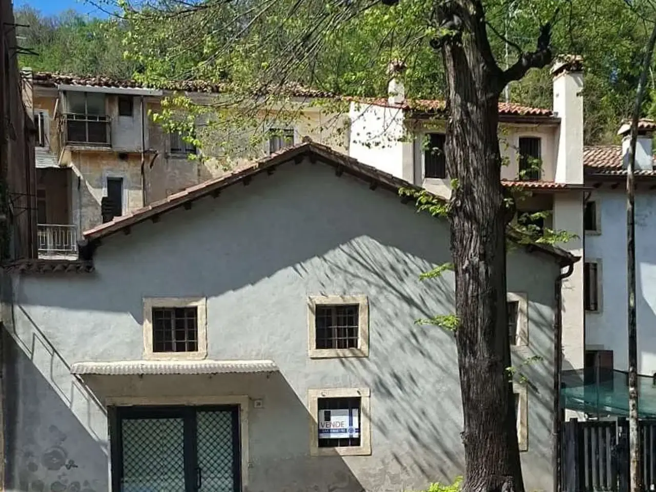Negozio in Via Guglielmo Marconi 38, Vittorio Veneto, {3} - Foto 1