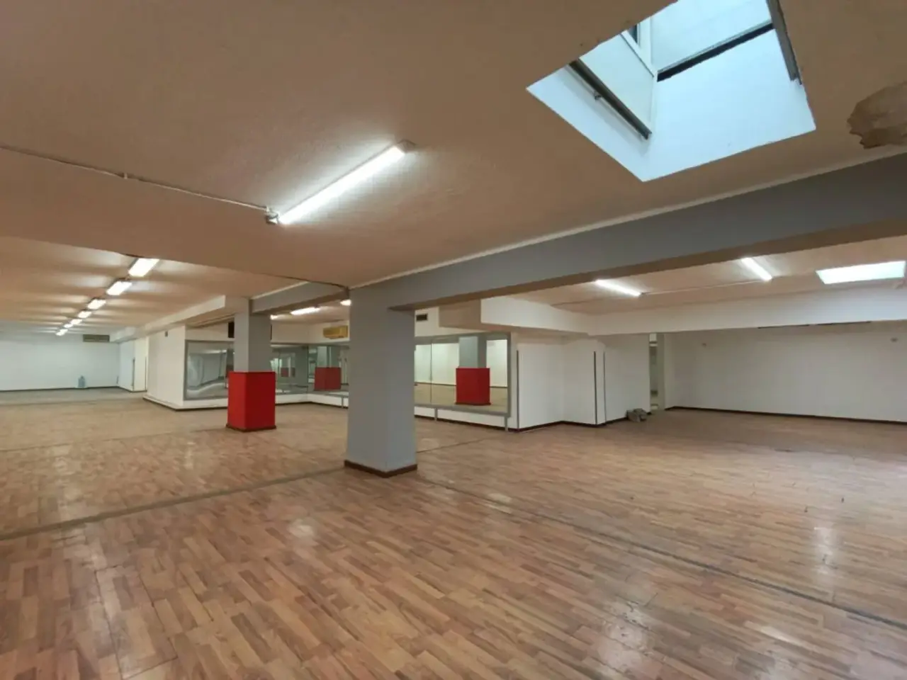 Magazzino in Viale Francia 3, Palermo, {3} - Foto 1