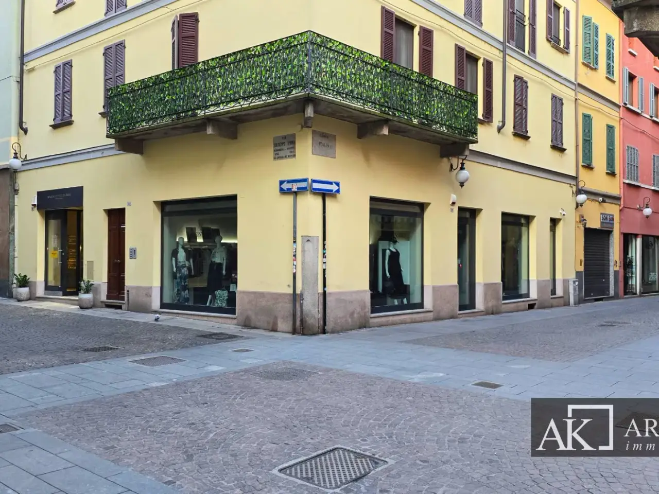 Negozio in Corso Italia 37, Novara, {3} - Foto 1