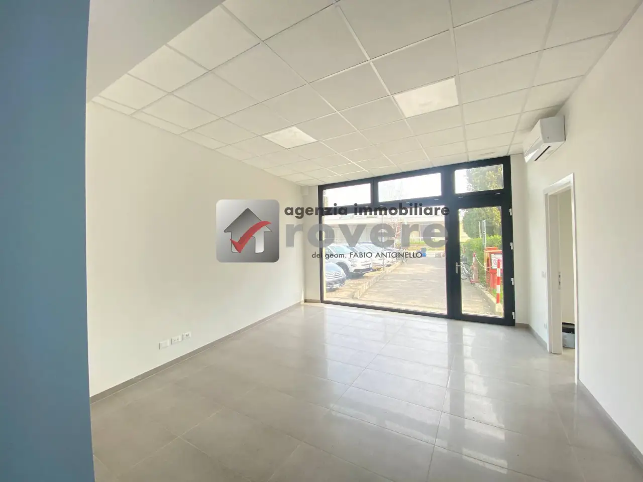 Negozio in , Treviso, {3} - Foto 1