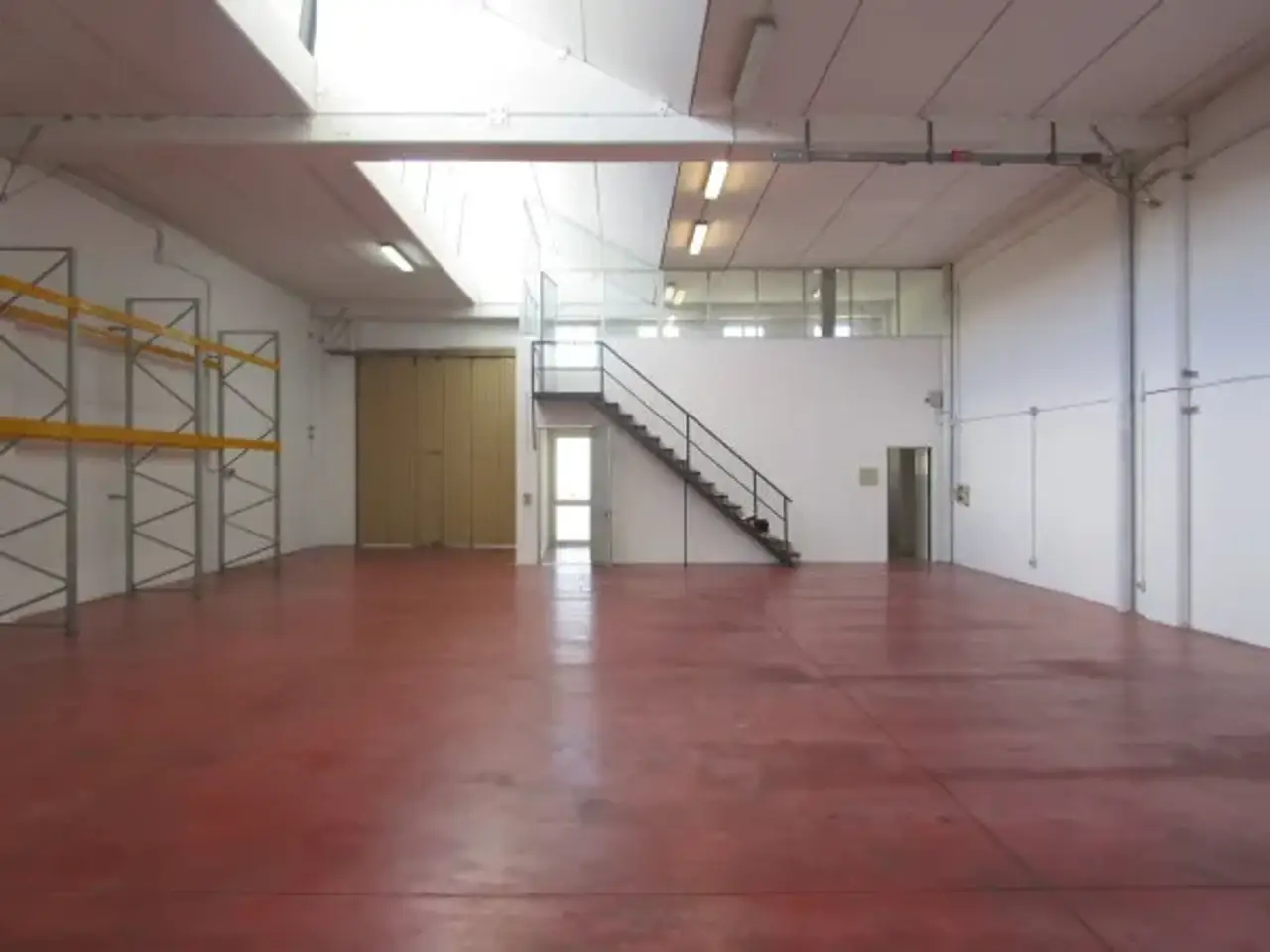 Capannone in Via Lago Scaffaiolo 6, Carpi, {3} - Foto 2