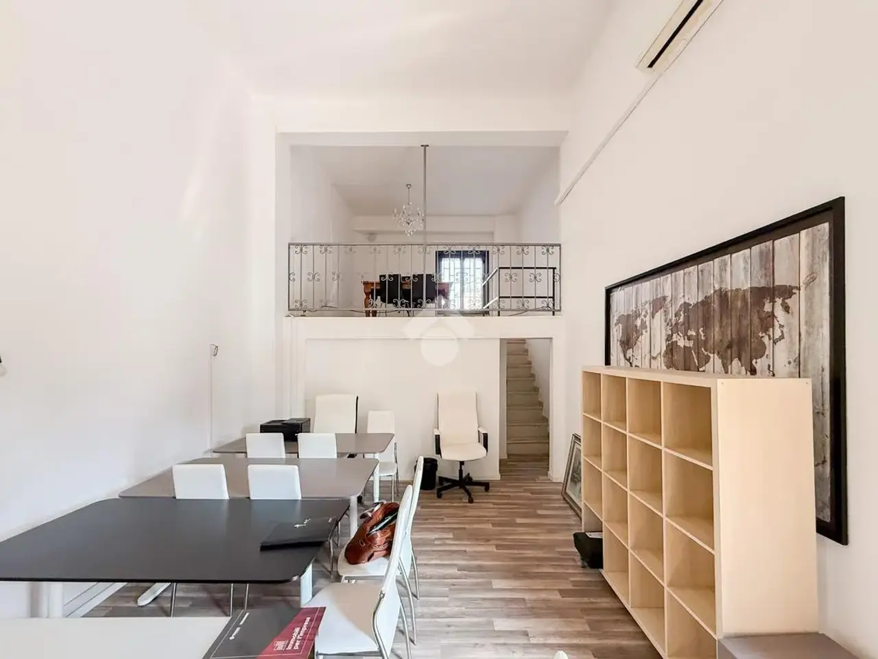 Negozio in Via Luigi Cadorna 9, Brescia, {3} - Foto 1