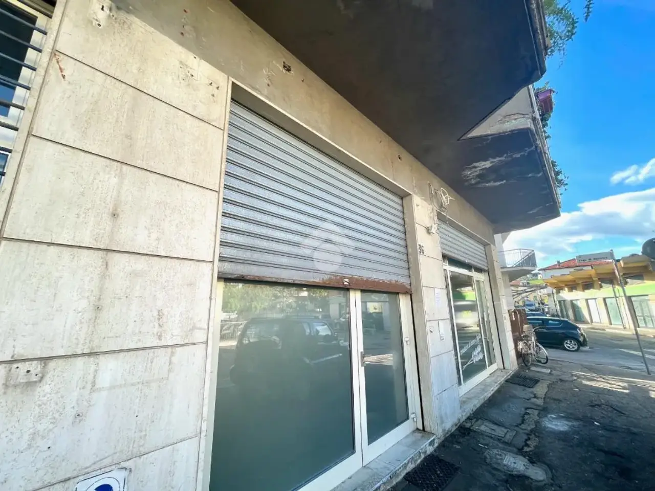 Negozio in Via Arno 32, Montesilvano, {3} - Foto 2