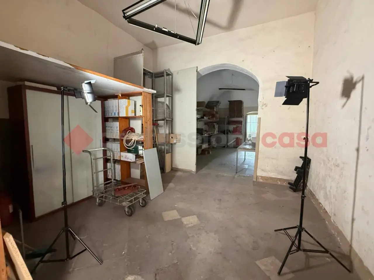 Magazzino in Via Mazzini 40, Taranto, {3} - Foto 2