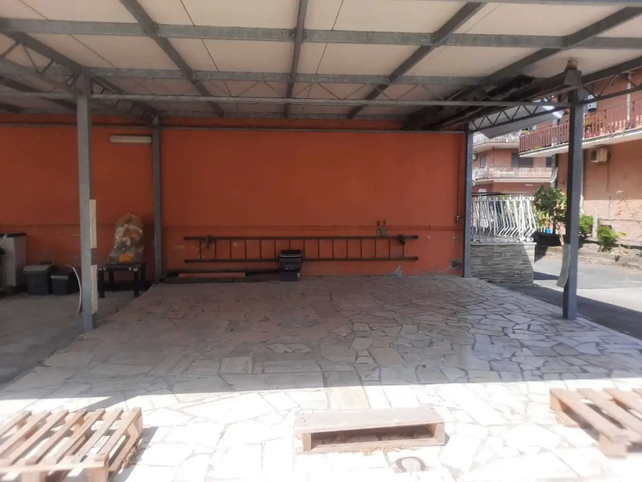 Parcheggio chiuso in Via Caltavoturo, Roma, {3} - Foto 2