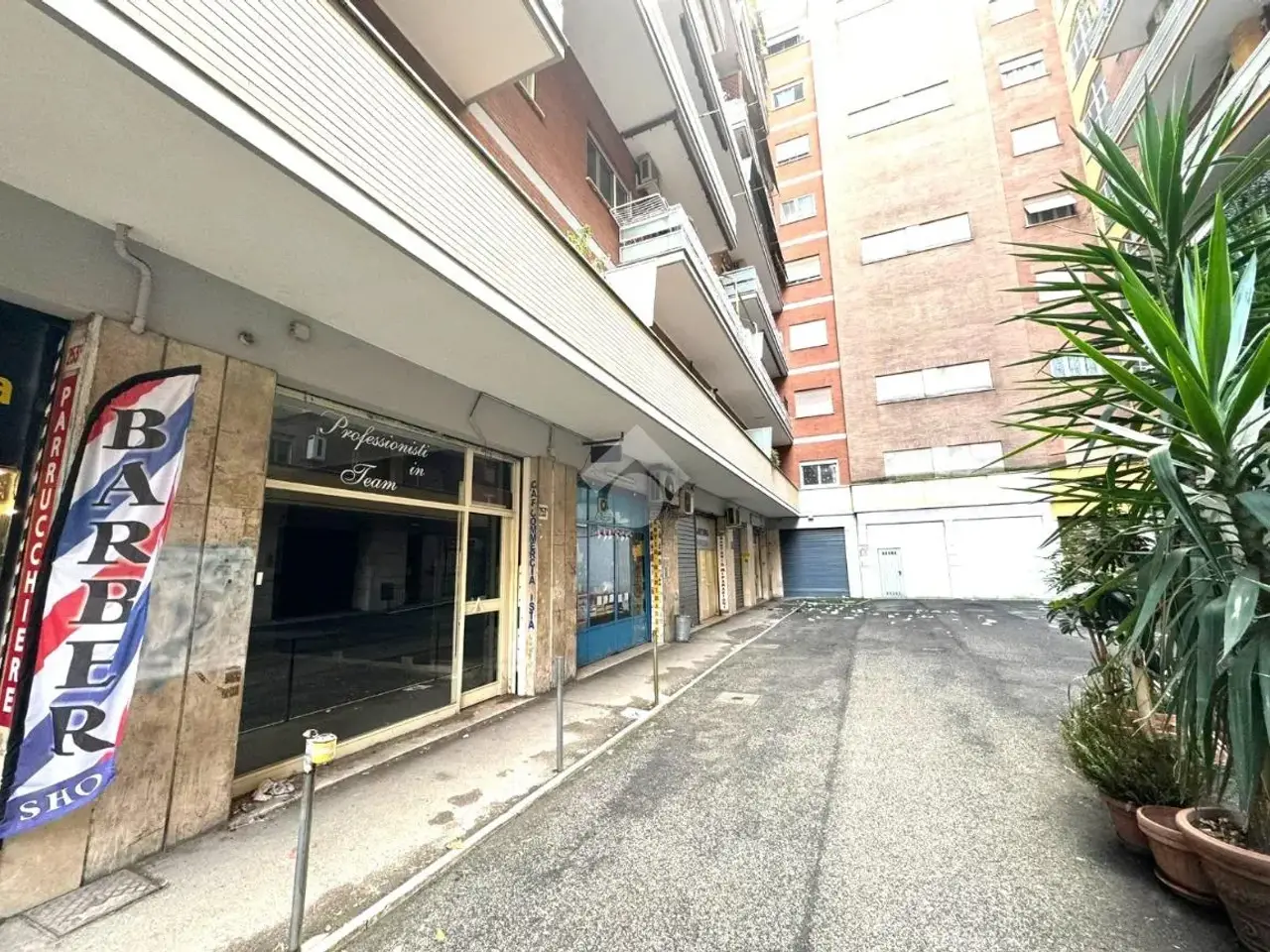 Negozio in Via della Magliana 253, Roma, {3} - Foto 2