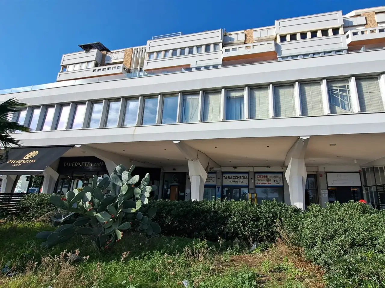 Negozio in Viale Artale Alagona, Catania, {3} - Foto 1