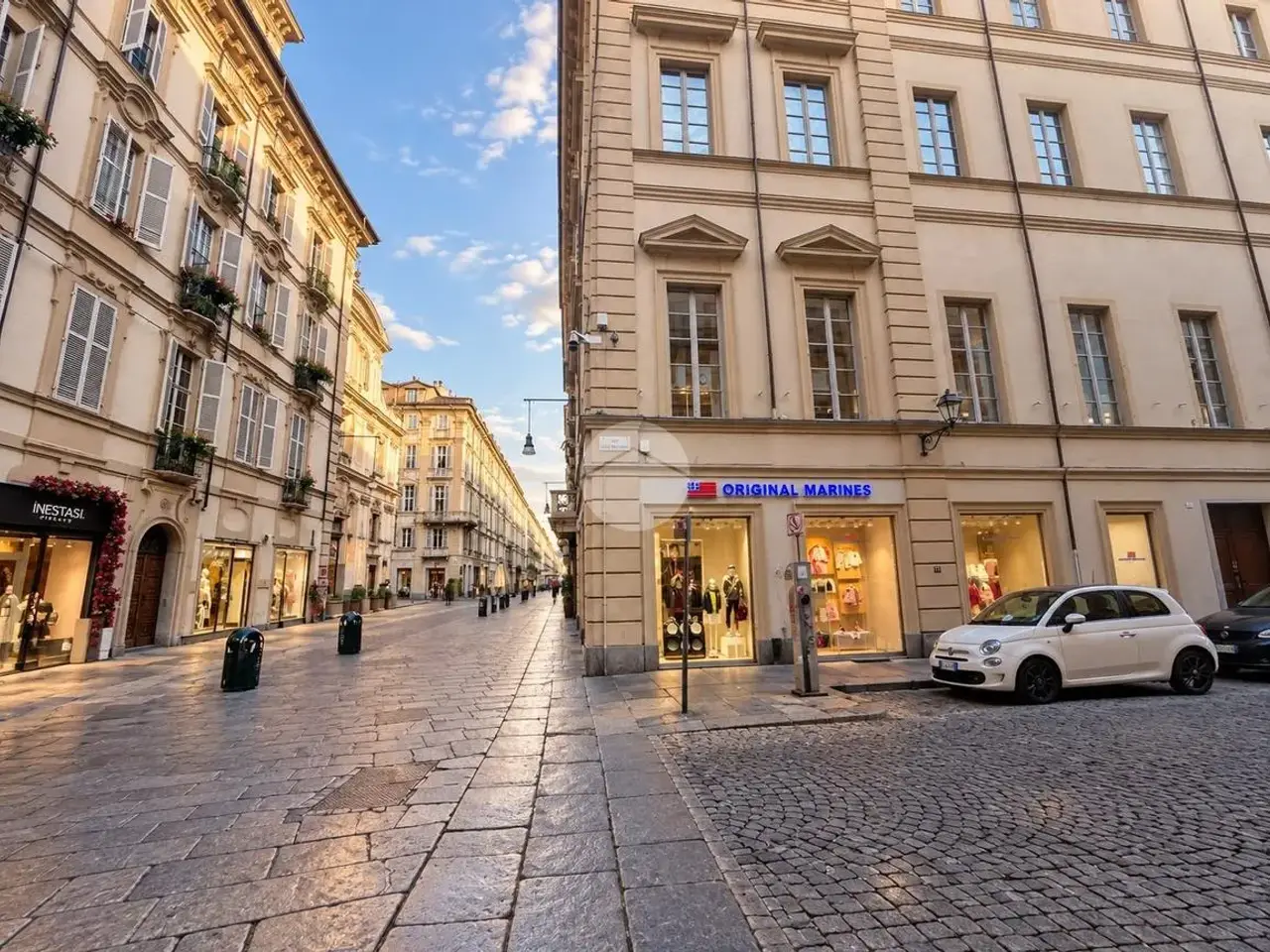 Negozio in Via della Misericordia, Torino, {3} - Foto 2