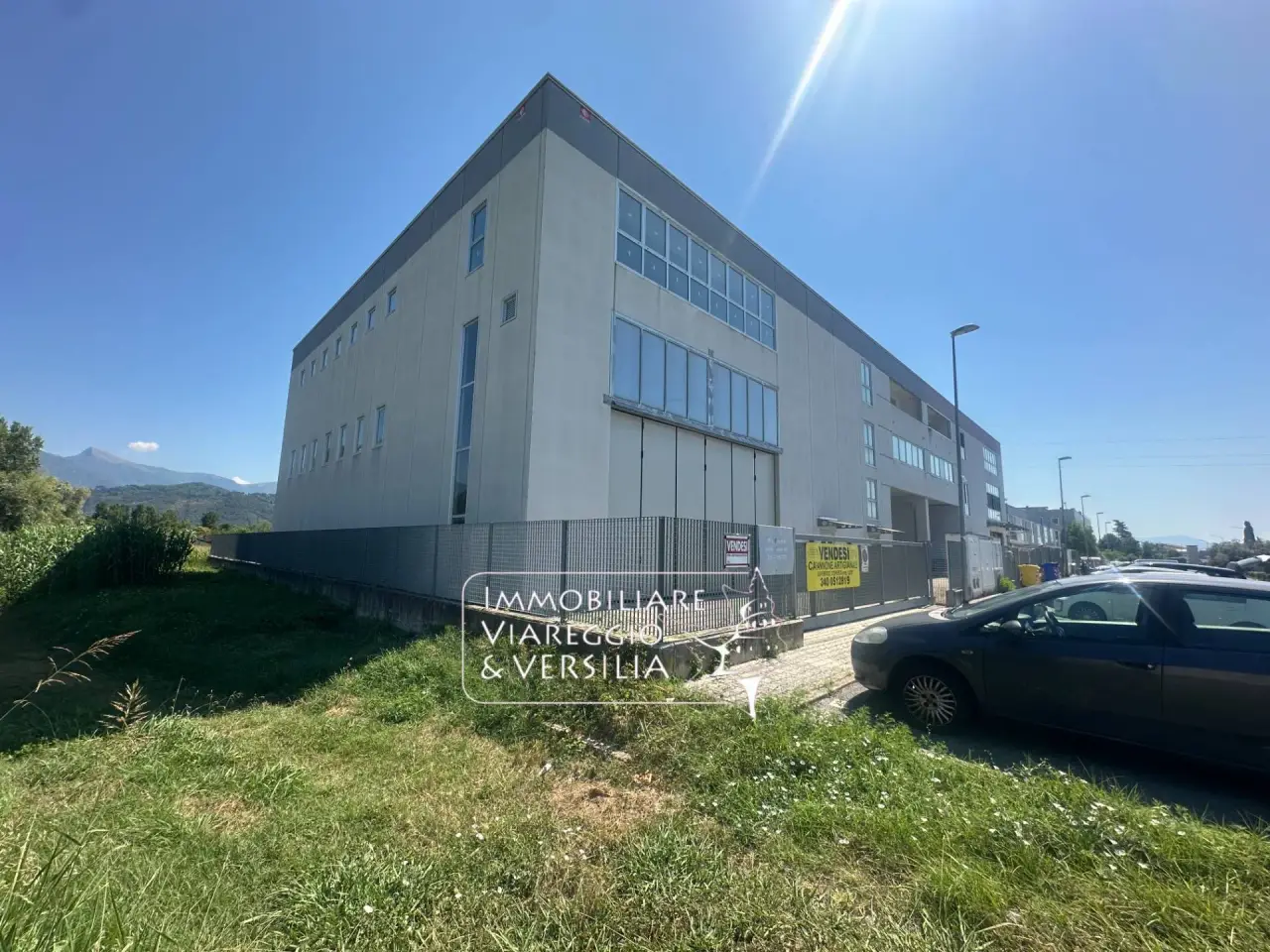 Magazzino in Via dei Carpentieri 5, Camaiore, {3} - Foto 1