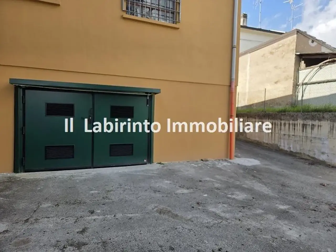 Magazzino in Via Renaccio, Faenza, {3} - Foto 1