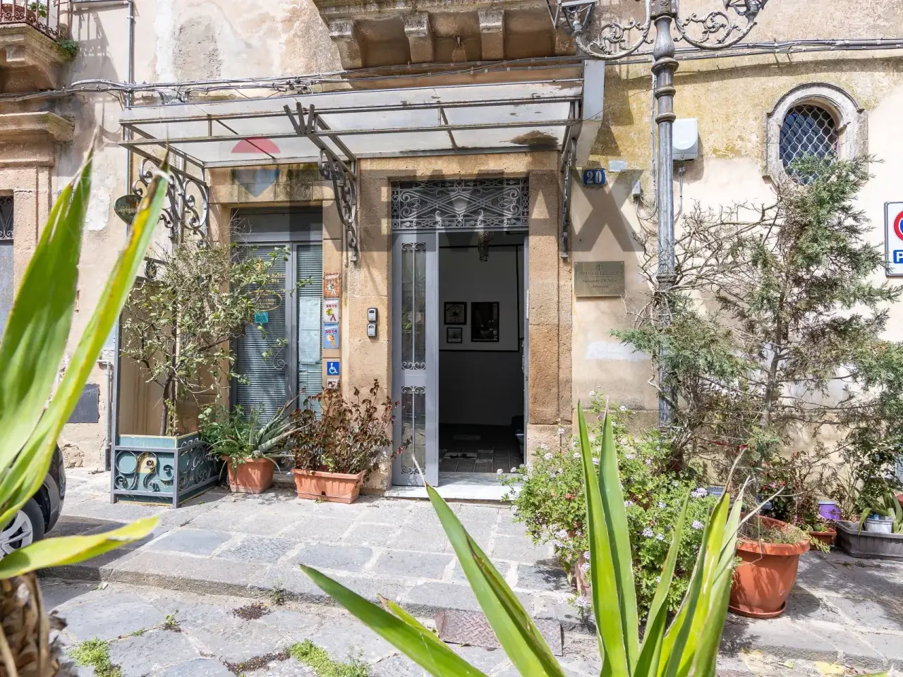 Albergo in Piazza S. Francesco d\'Assisi 20, Caltagirone, {3} - Foto 2
