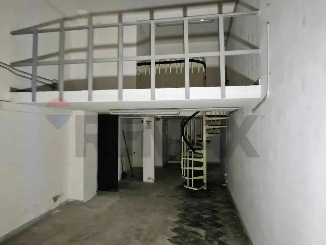 Negozio in Piazzetta Principessa Margherita 82, Napoli, {3} - Foto 1