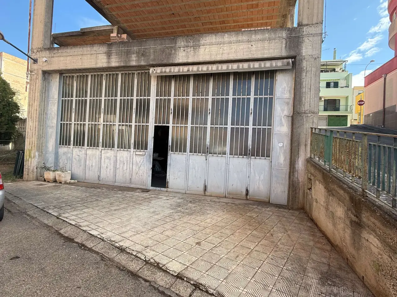 Palazzina commerciale in , Montescaglioso, {3} - Foto 1
