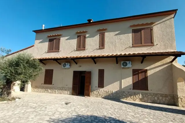 Country house or cottage, Roccastrada - Photo 1