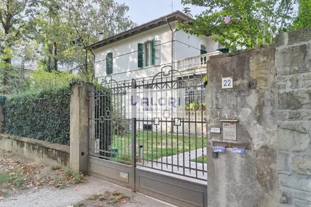 Villa in Viale Stradone 22, Faenza - Foto 1