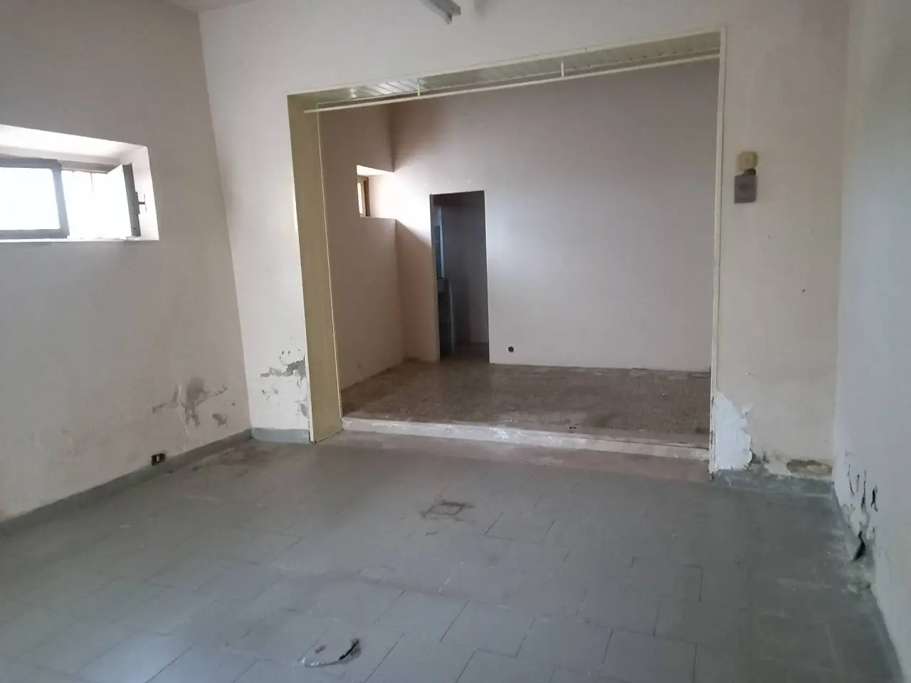 Esercizio commerciale in Via di Ceppato, Casciana Terme Lari, {3} - Foto 1