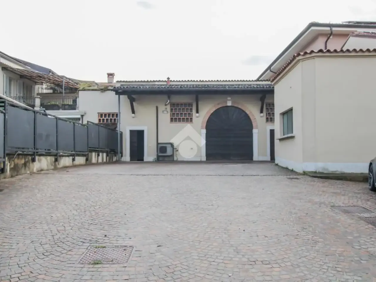 Capannone in Via Manica, Gussago, {3} - Foto 1