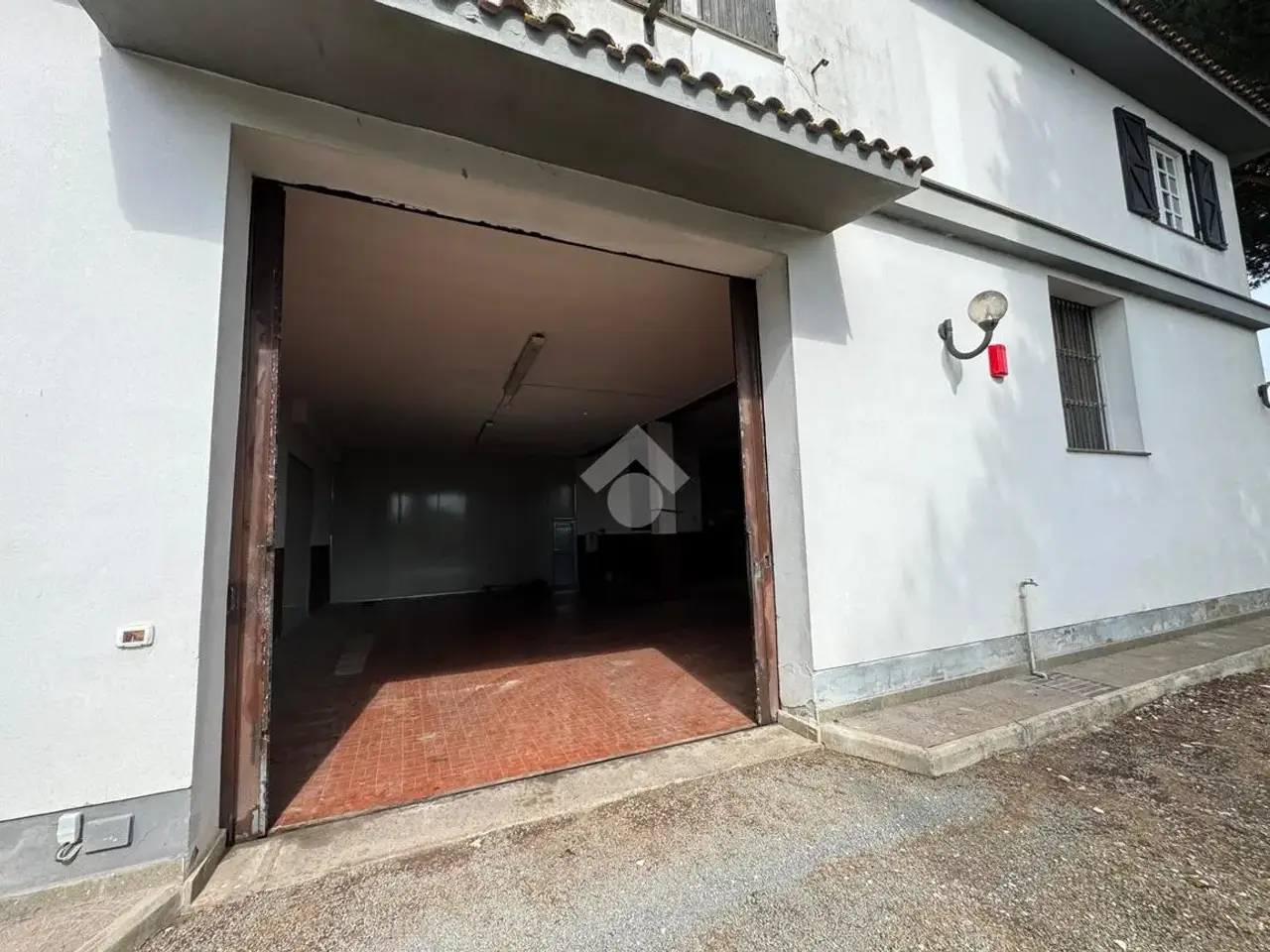 Magazzino in Via Nemorense 67, Nemi, {3} - Foto 1