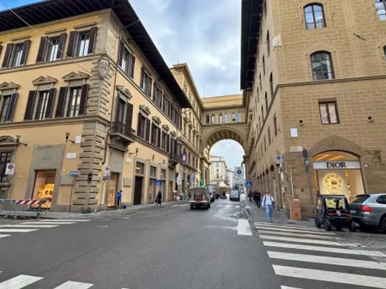 Negozio in Via dei Tornabuoni 14, Firenze, {3} - Foto 1