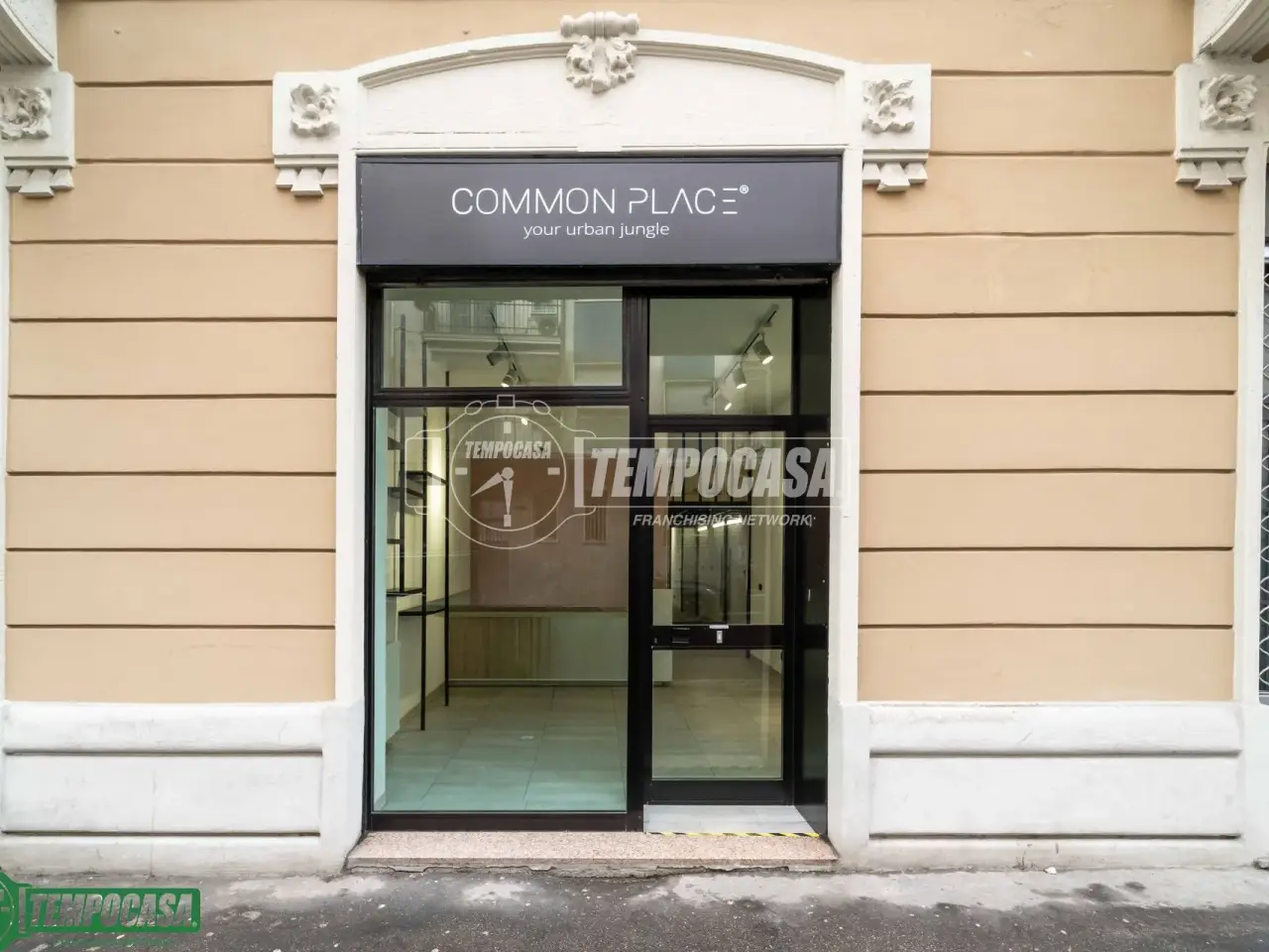 Negozio in Via Matteo Maria Boiardo 22, Milano, {3} - Foto 1