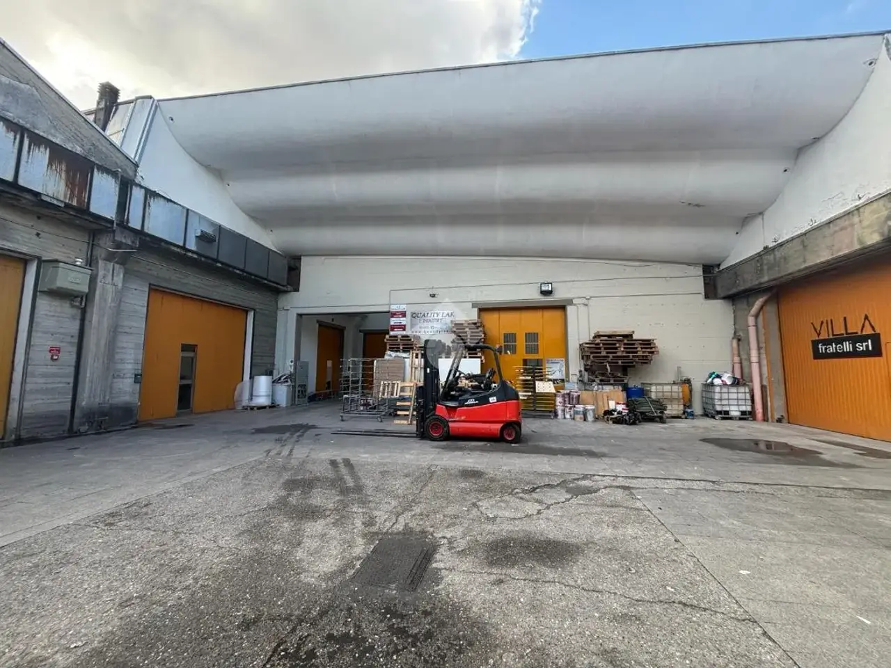 Capannone in Via Caduti Medesi 13, Meda, {3} - Foto 1