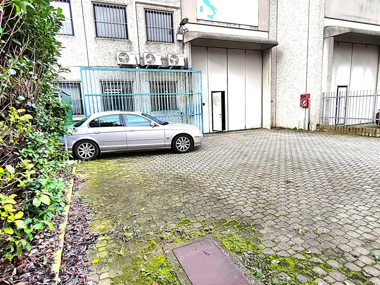 Capannone in Via Saronno 121, Caronno Pertusella, {3} - Foto 2