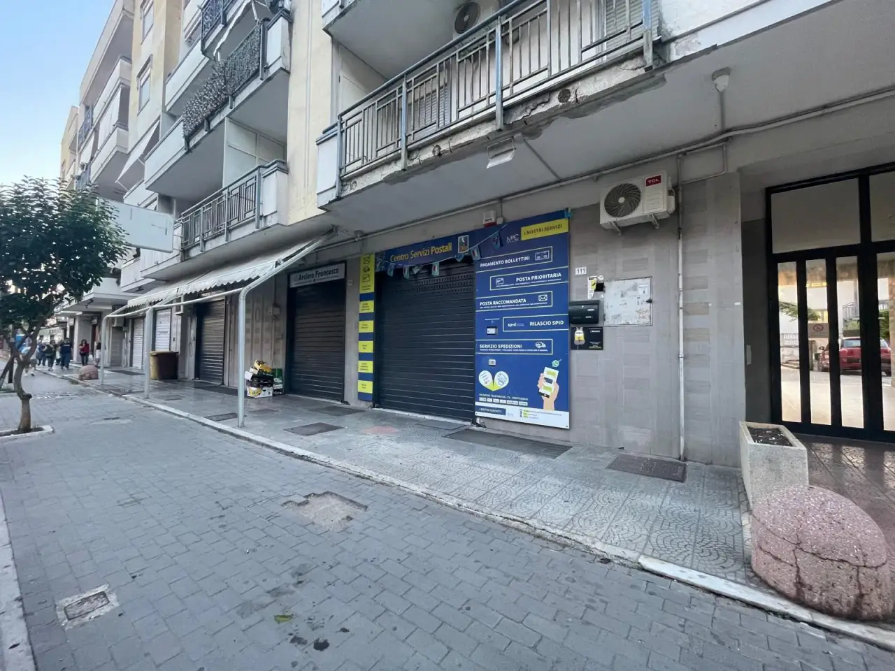 Negozio in Via Napoli 121, San Marco Evangelista, {3} - Foto 2