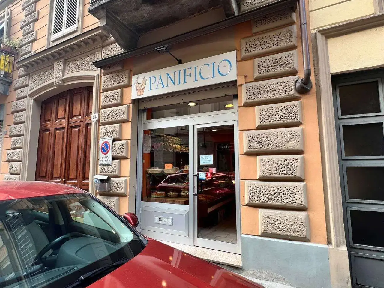 Negozio in Via Gioberti 54, Torino, {3} - Foto 1