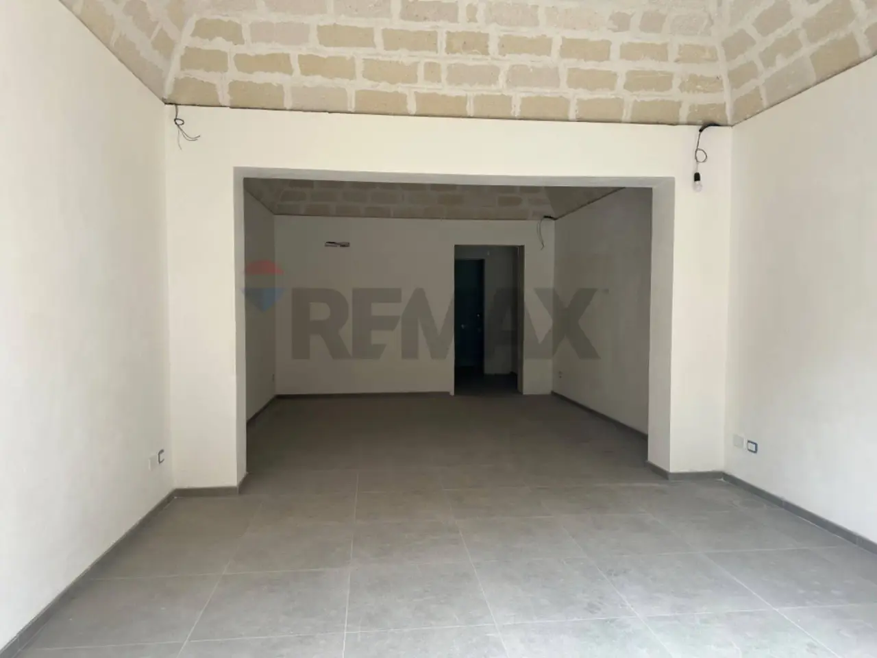 Esercizio commerciale in , Trapani, {3} - Foto 1
