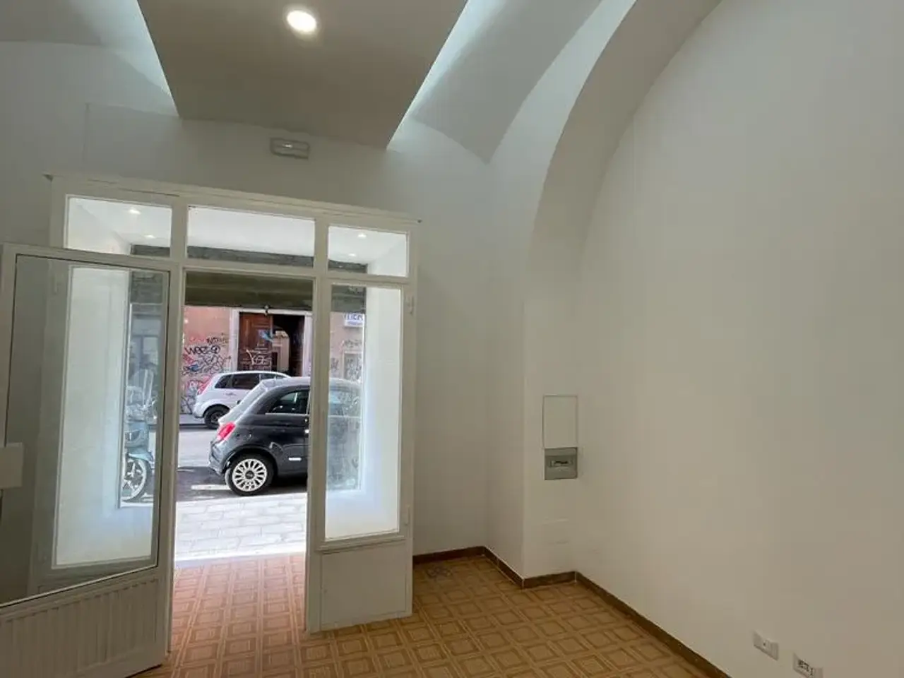Negozio in Via dei Latini 33, Roma, {3} - Foto 1