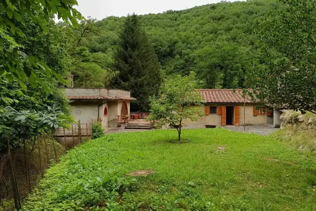 Country house or cottage in Frazione Villore, Loc.Tà Segoni 204, Vicchio - Photo 1