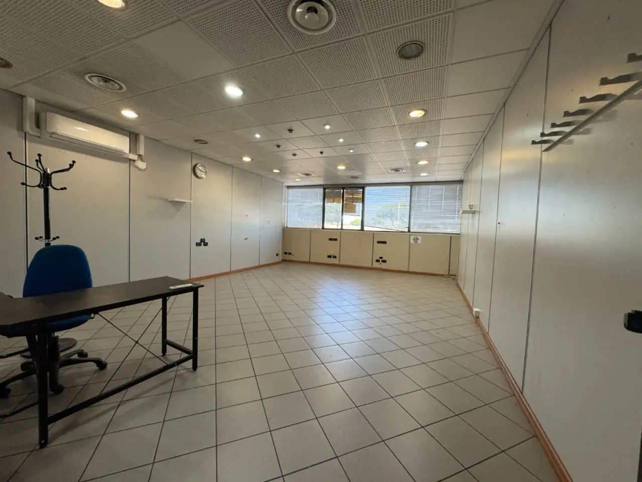 Ufficio in Circonvallazione Orientale 4719, Roma, {3} - Foto 1
