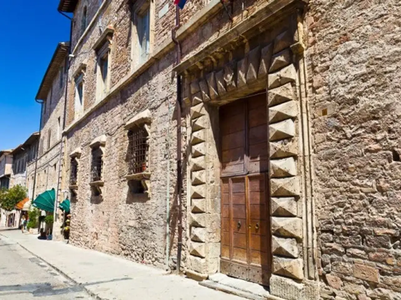 Negozio in Via San Francesco, Assisi, {3} - Foto 2
