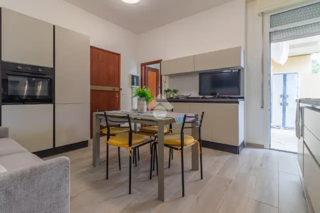 insertion image