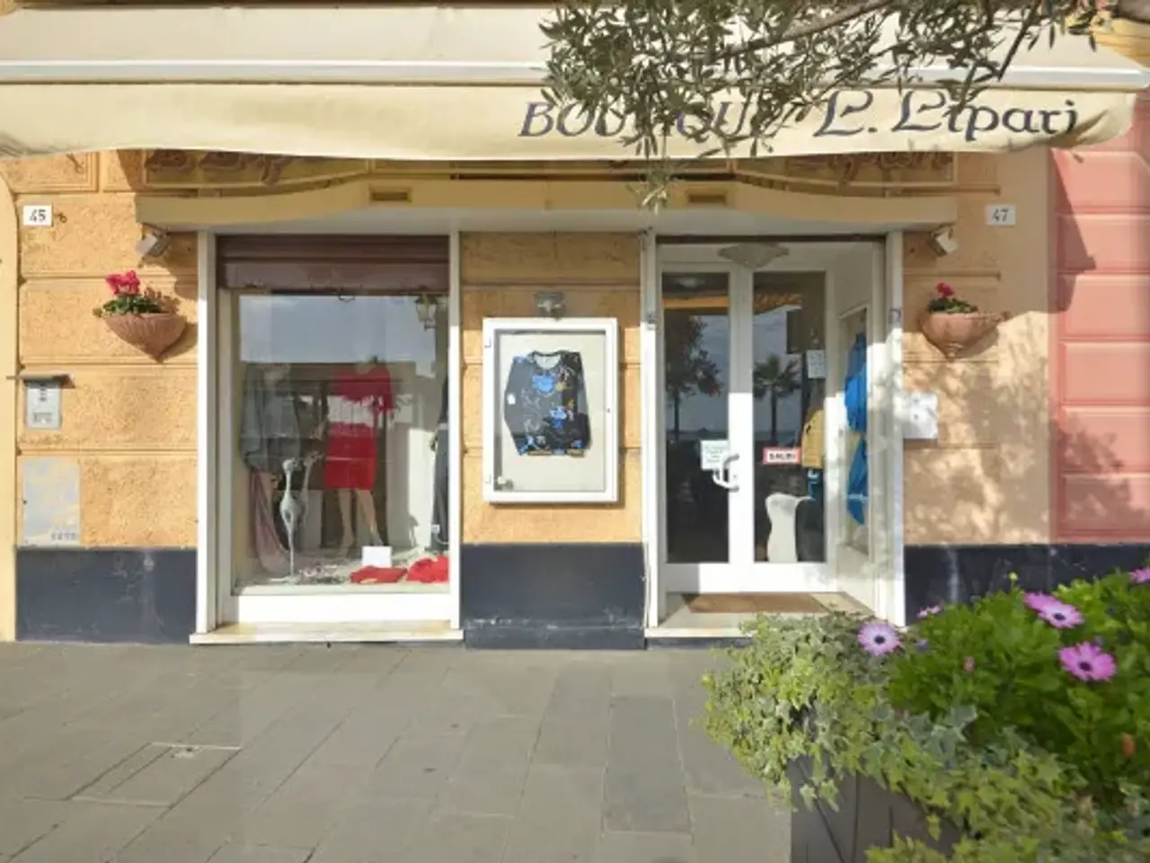 Abbigliamento in Via Antonio Gramsci 47, Santa Margherita Ligure, {3} - Foto 2