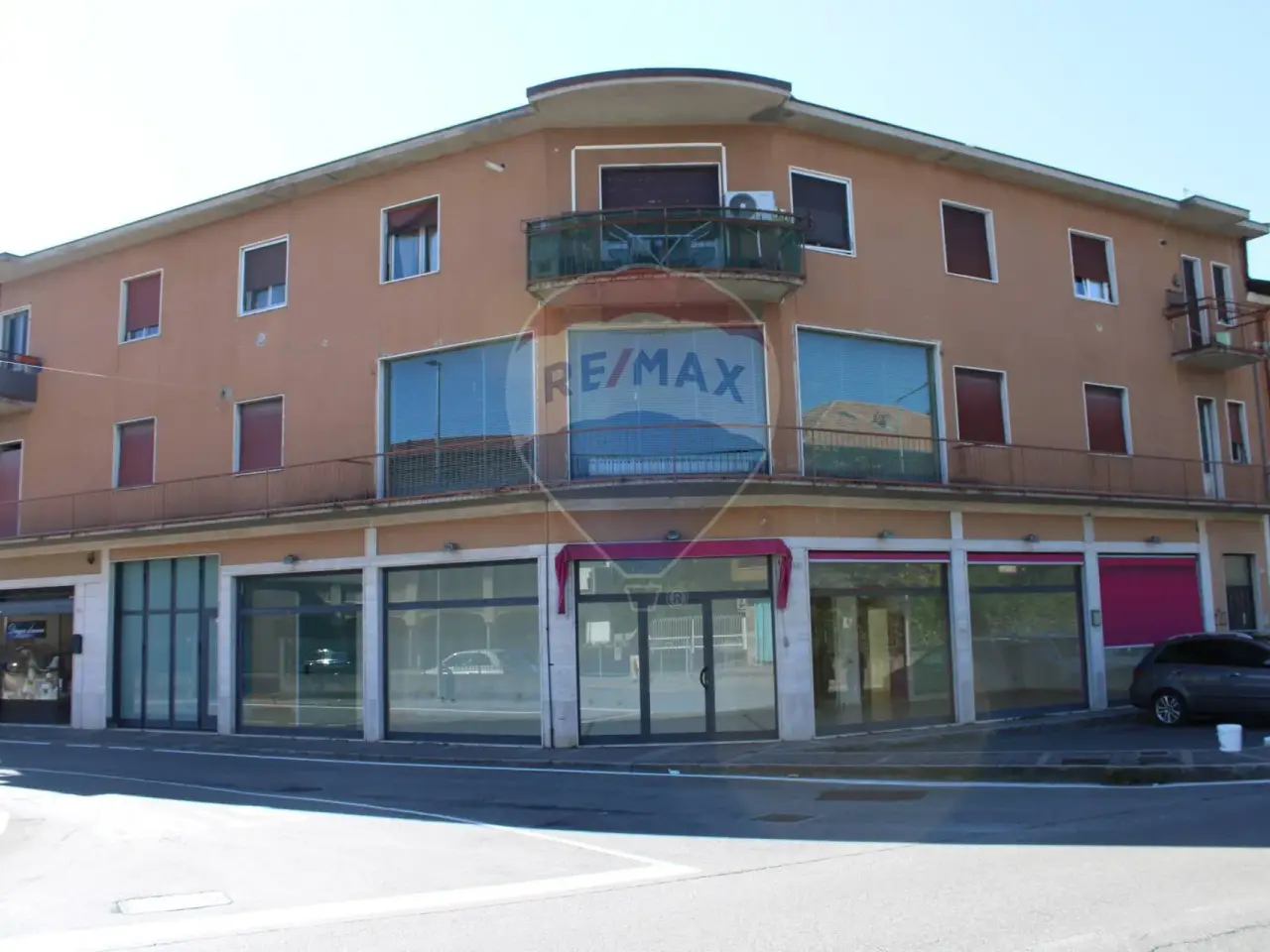 Ufficio in Vittorio Veneto 39, Bonate Sotto, {3} - Foto 1