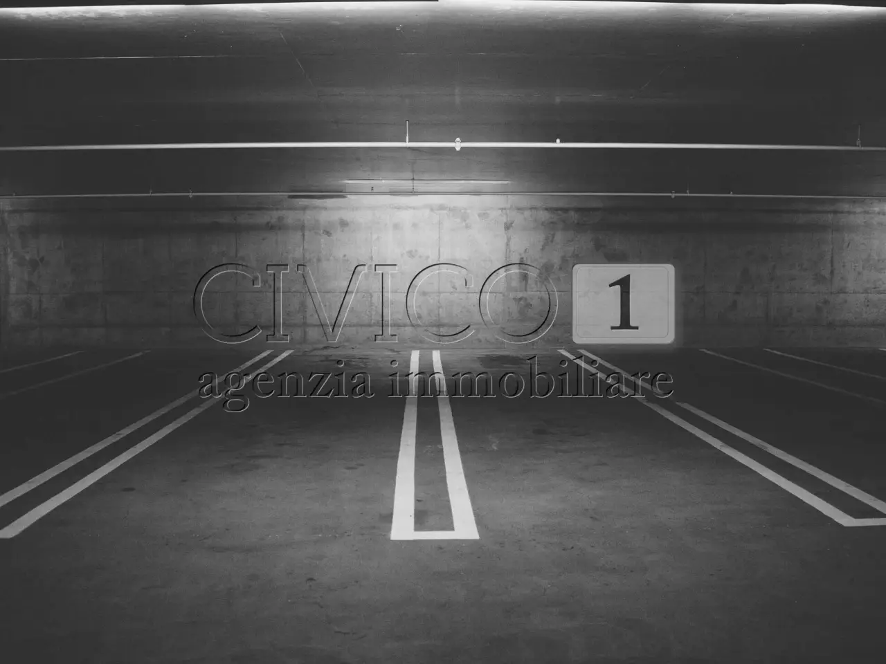 Parcheggio in Via Roma, Campodoro, {3} - Foto 2