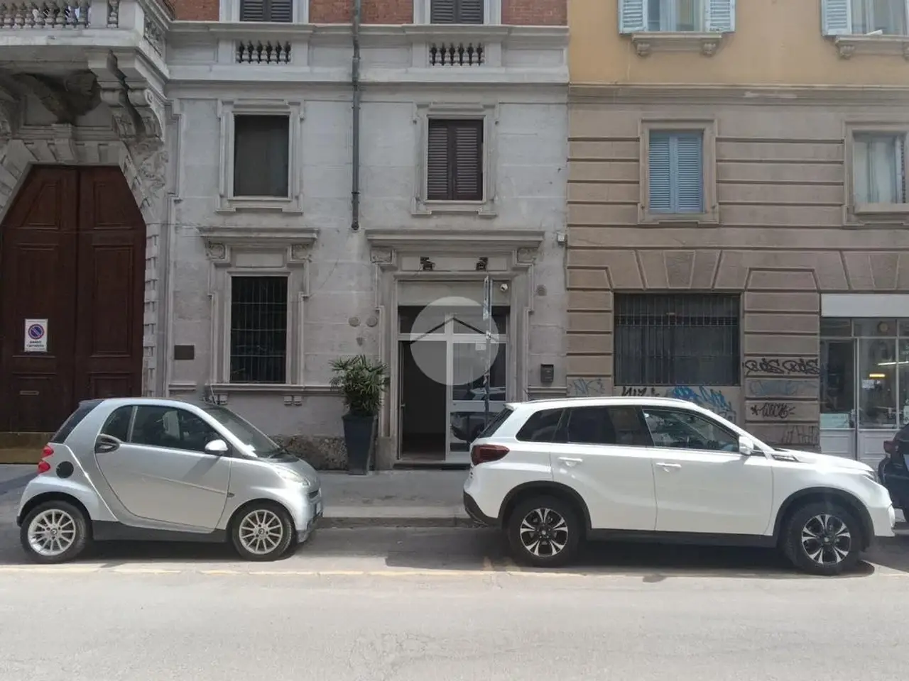Negozio in Via Gaudenzio Ferrari 5, Milano, {3} - Foto 1