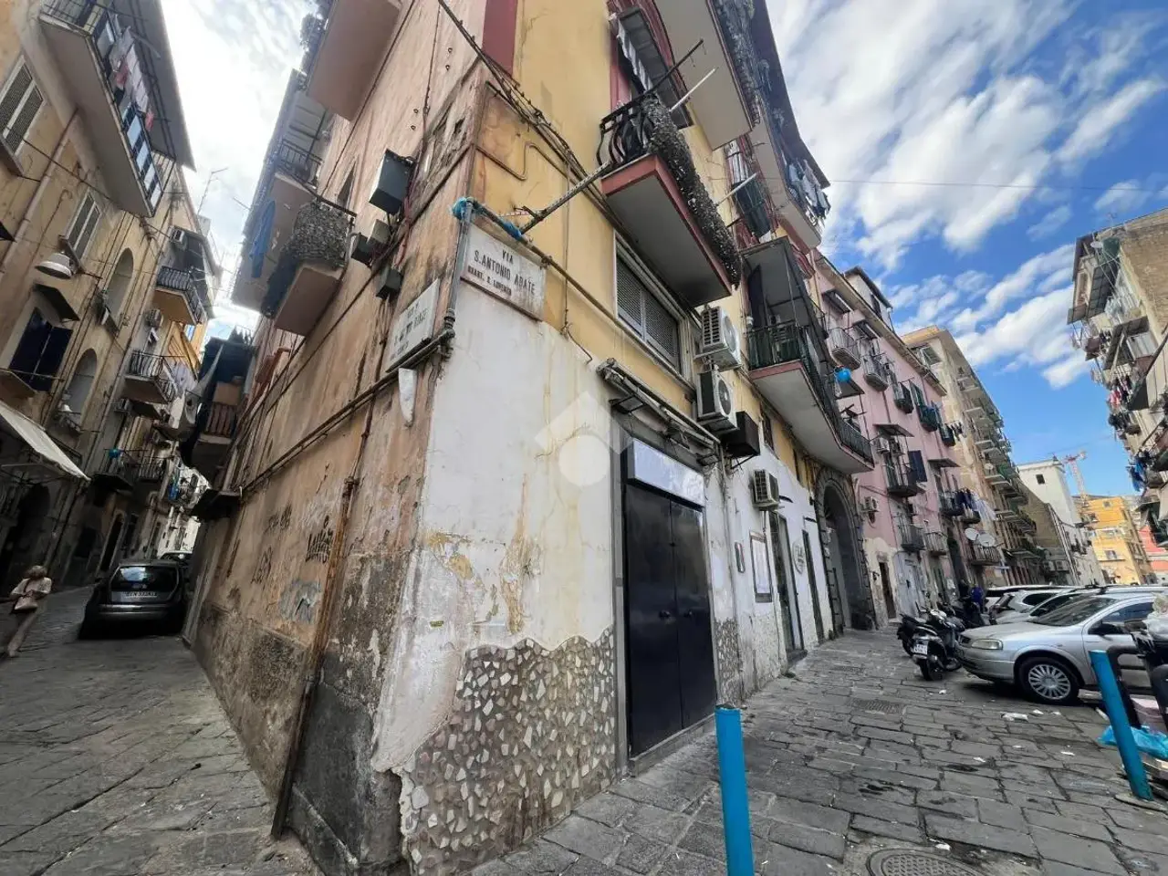Negozio in Via Sant' Antonio Abate 261, Napoli, {3} - Foto 2