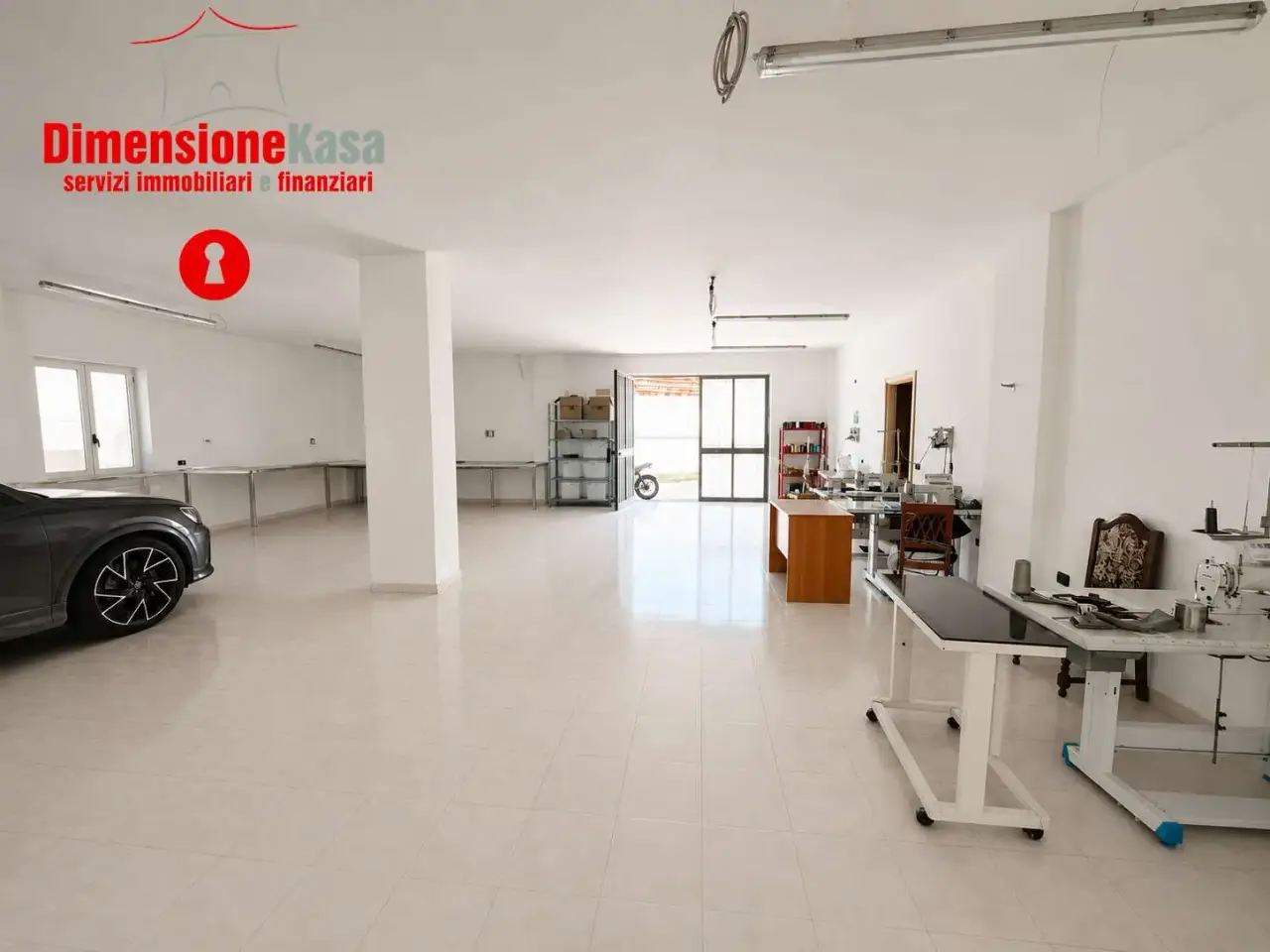 Palazzina commerciale in Via Polvica, San Felice A Cancello, {3} - Foto 2