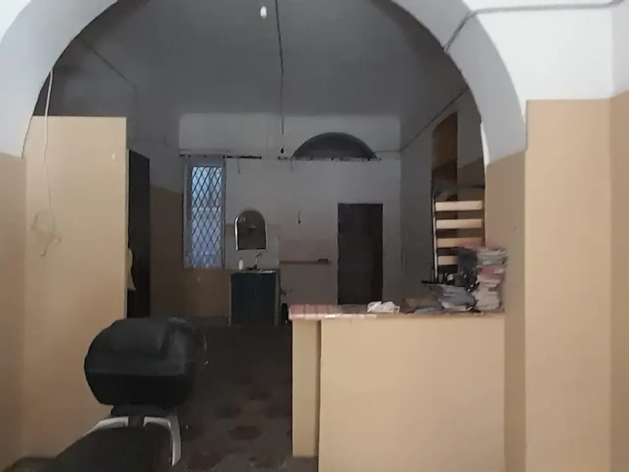 Magazzino in Via Faletti 9, Savona, {3} - Foto 1