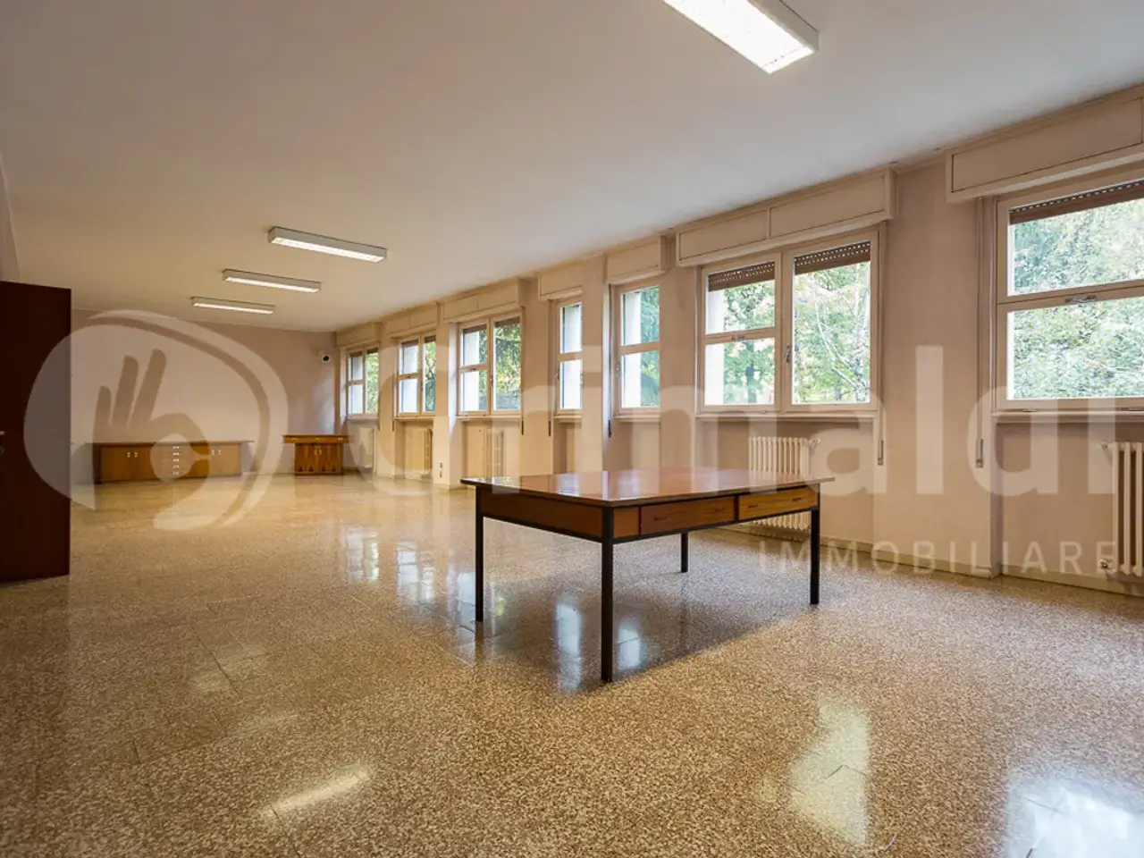 Palazzina commerciale in Via Laura Vicuna 1, Cinisello Balsamo, {3} - Foto 2