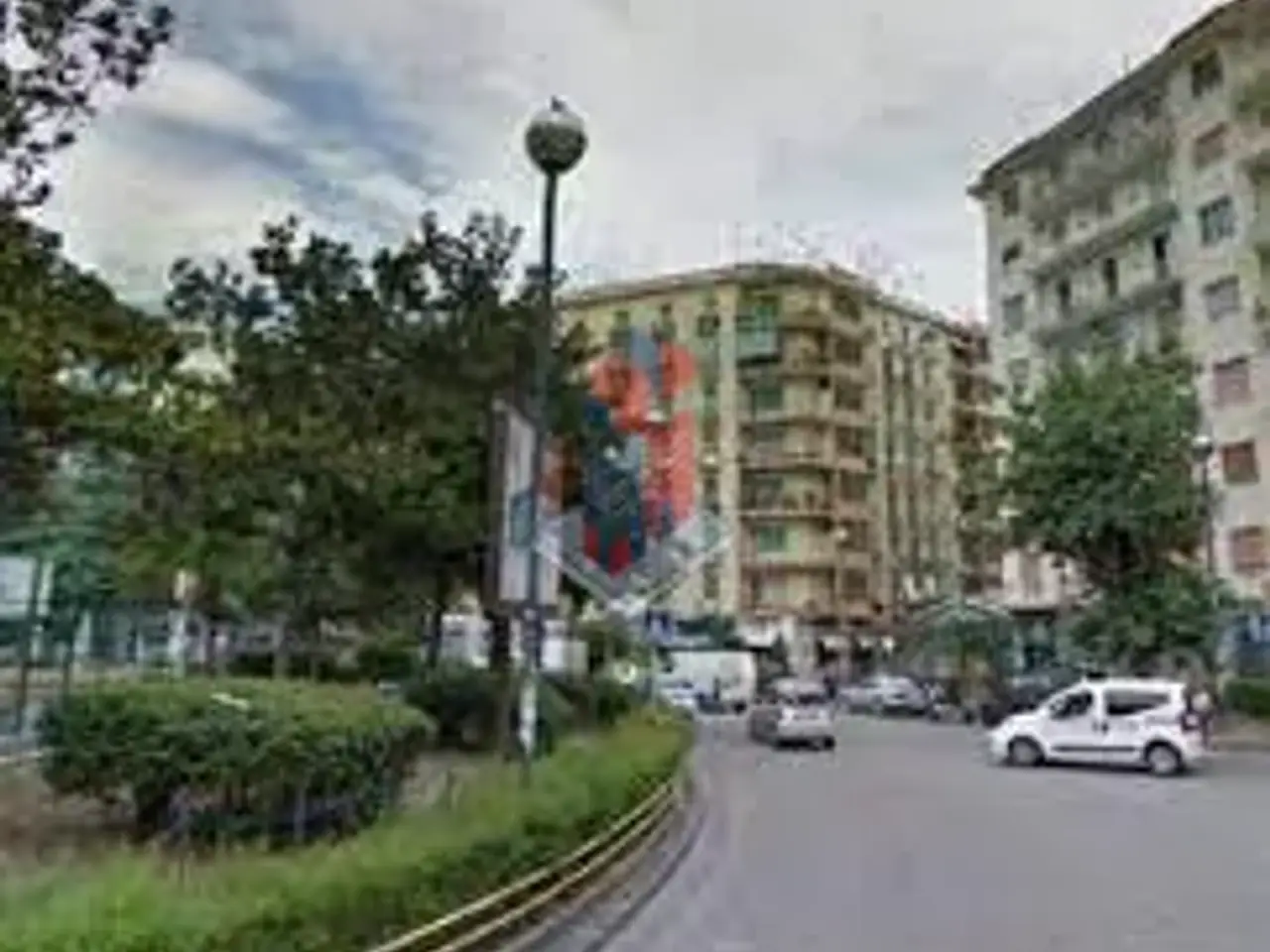 Negozio in Piazza Medaglie d'Oro, Napoli, {3} - Foto 2