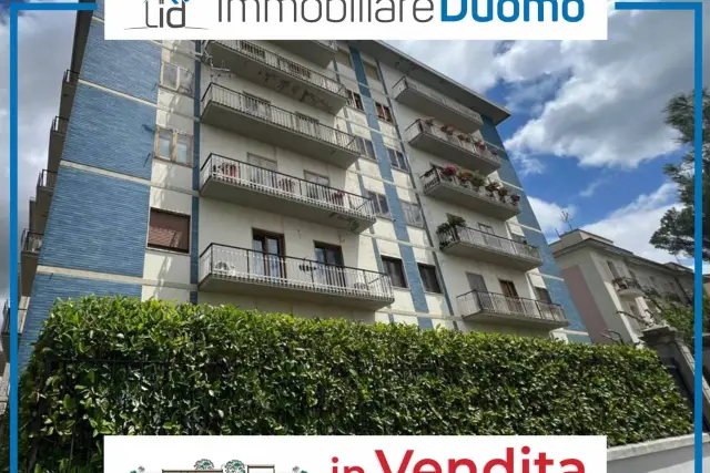 Quadrilocale in Viale degli Atlantici, Benevento - Foto 1