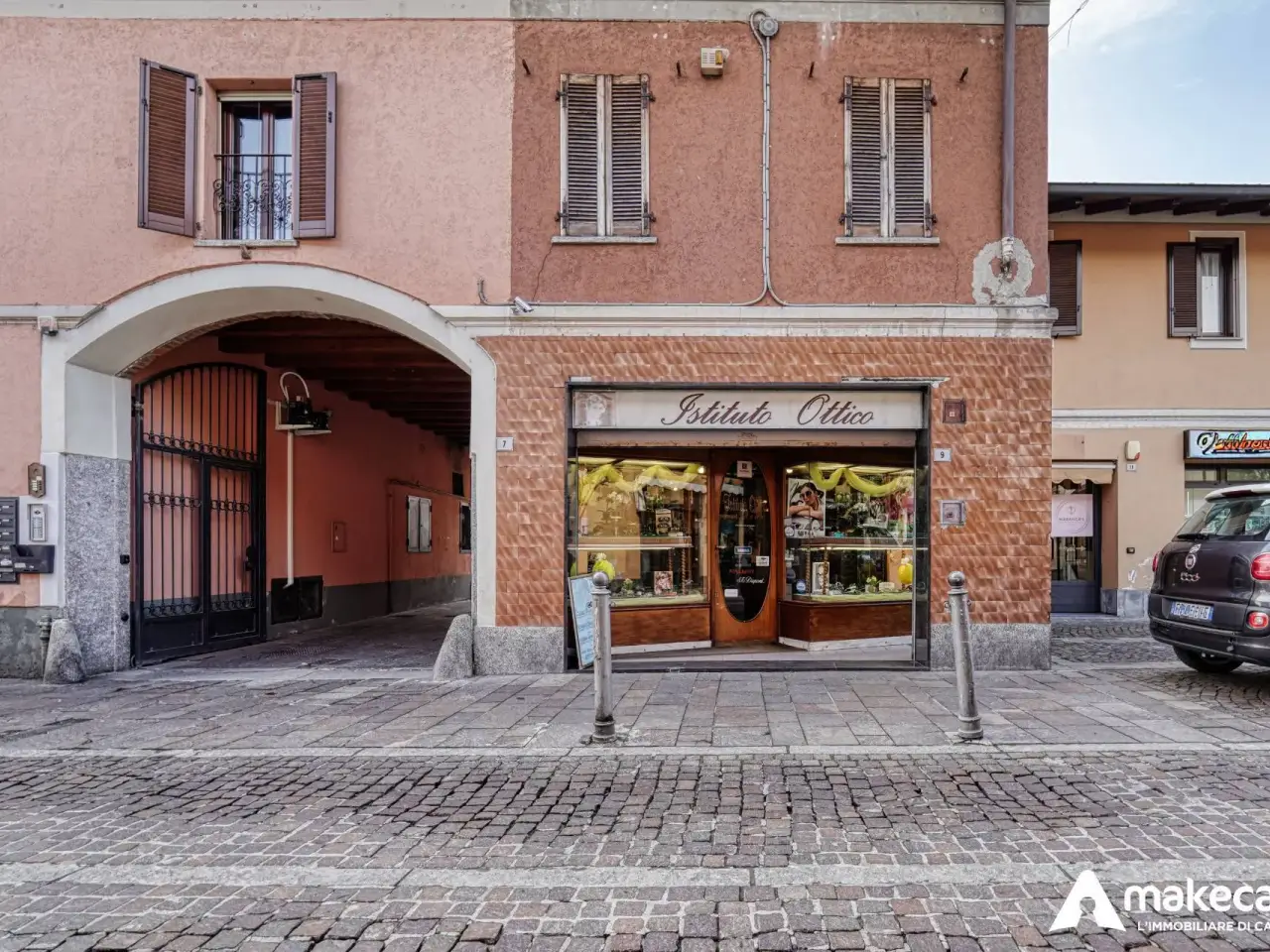 Negozio in Zuavi 9, Melegnano, {3} - Foto 1