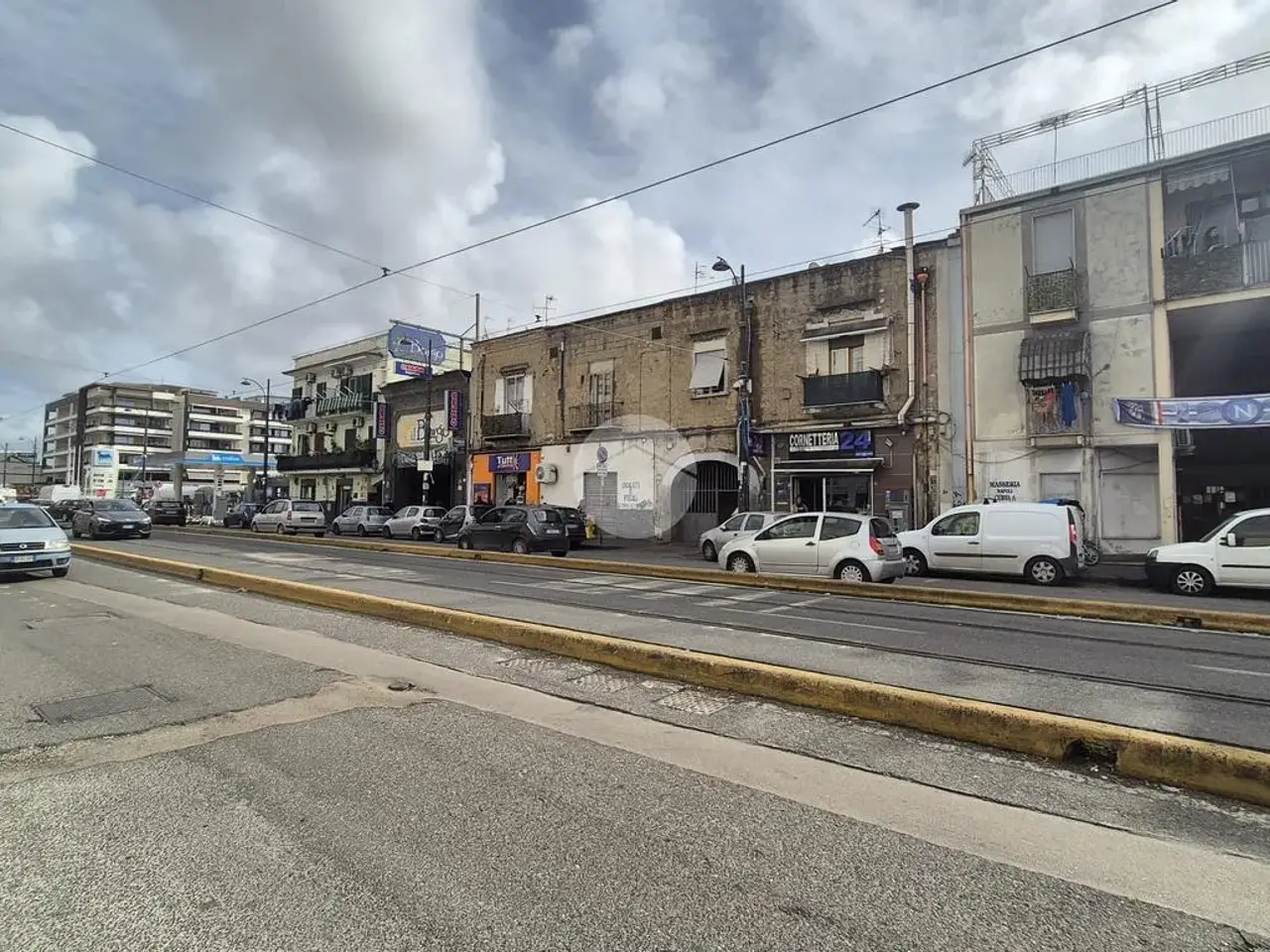Negozio in Via della Stadera 175, Napoli, {3} - Foto 1