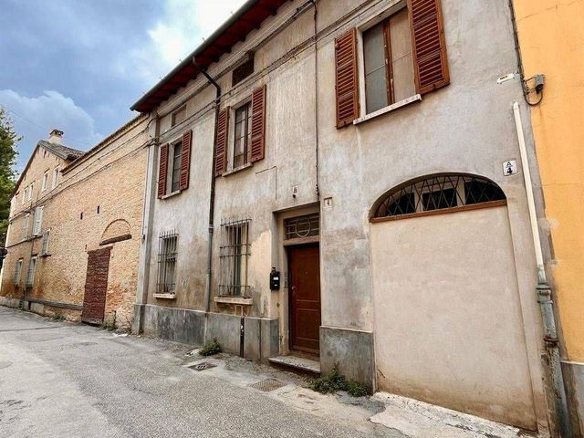 Casa indipendente in Via San Giovanni Battista, Faenza - Foto 1