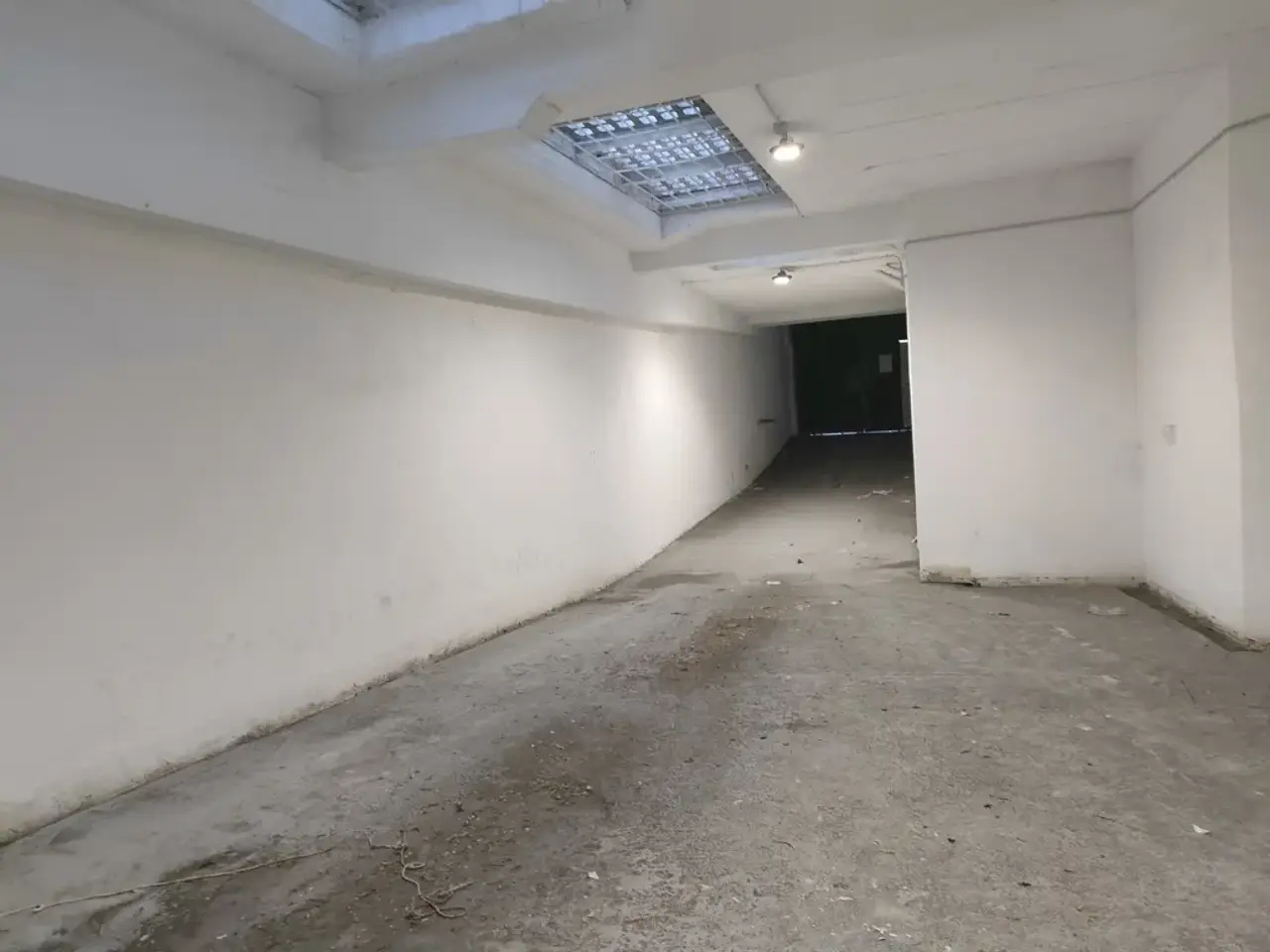 Magazzino in Strada Valle Armea, Sanremo, {3} - Foto 2