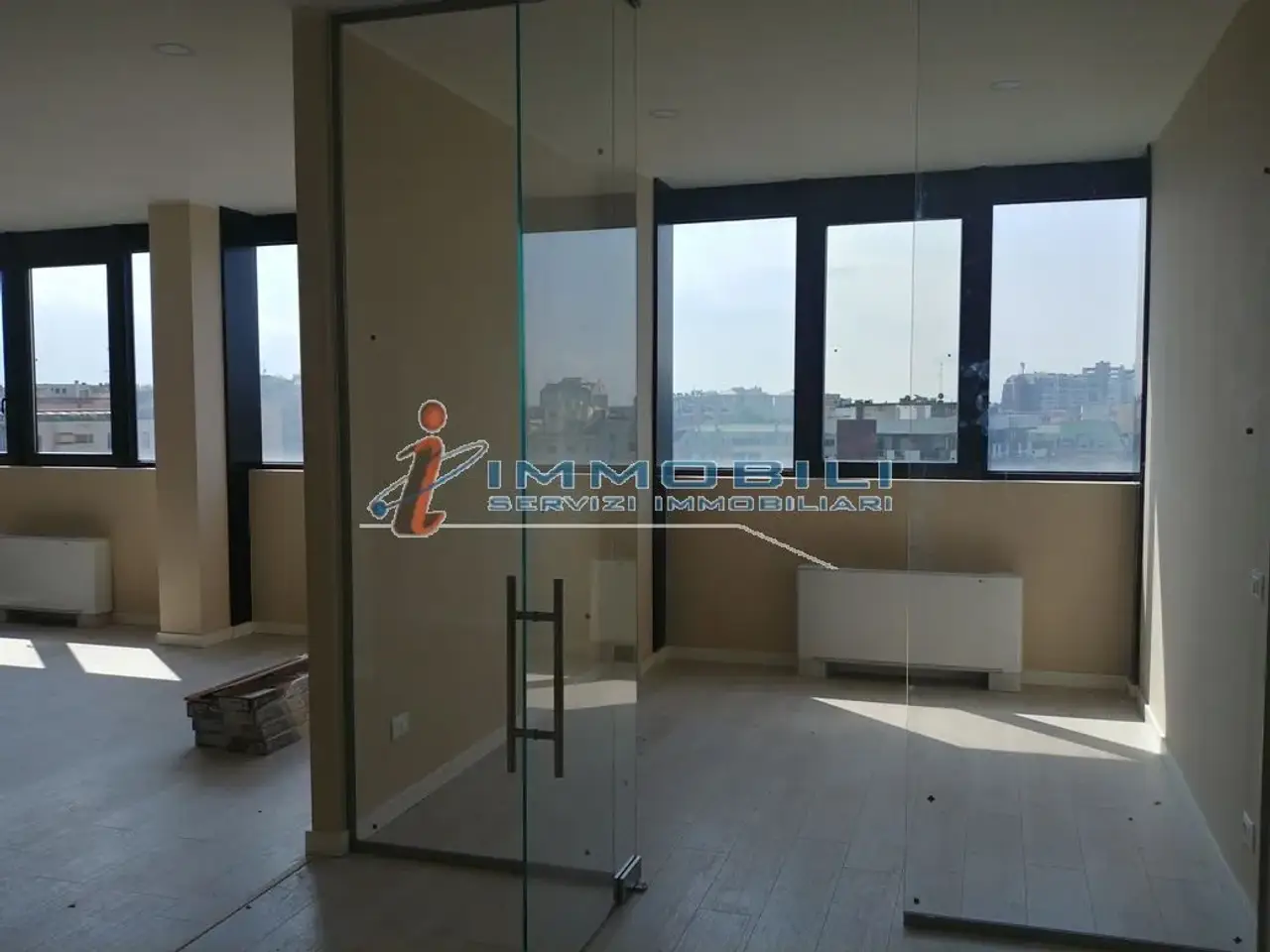 Esercizio commerciale in Via Muzio Attendolo Sforza, Milano, {3} - Foto 2